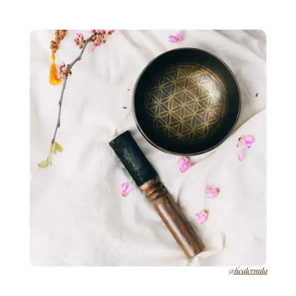 Neutral Minimal Simple Elegant Quote Instagram Post.zip - 21